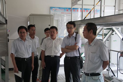 4参观实验室(二)